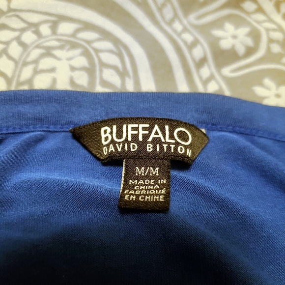 Super soft tee with open shoulders - Picture 3 of 3